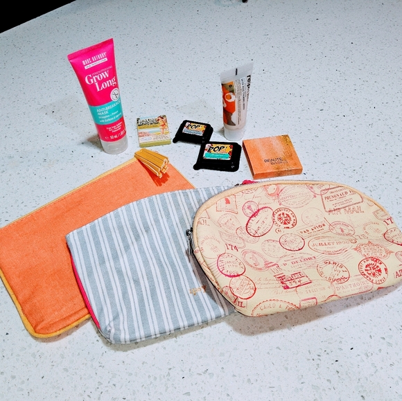 IPSY BAG SET FUN SUMMER COLORS COSMETIC BAG SET - Picture 2 of 3